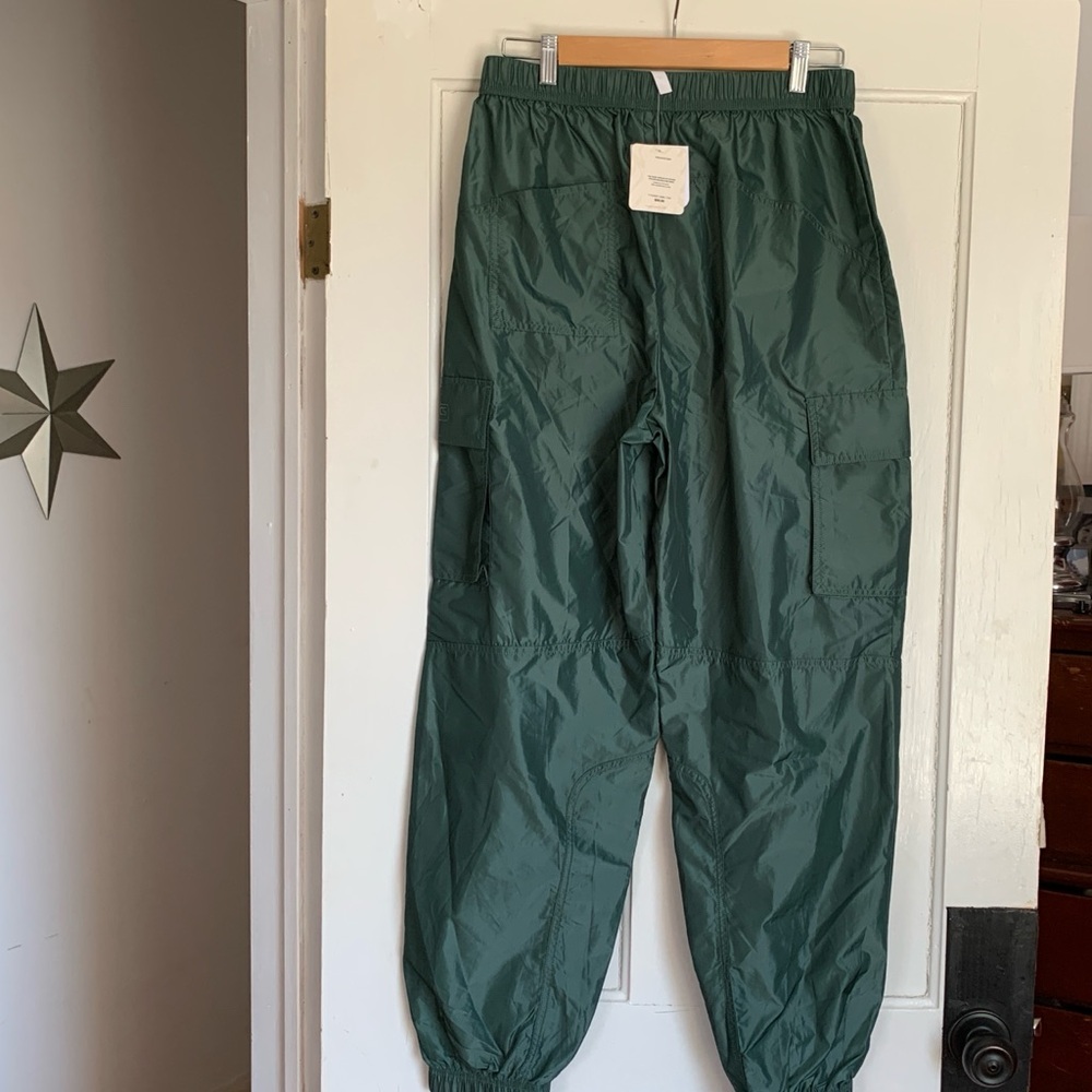 Fabletics Green Parachute Pants M